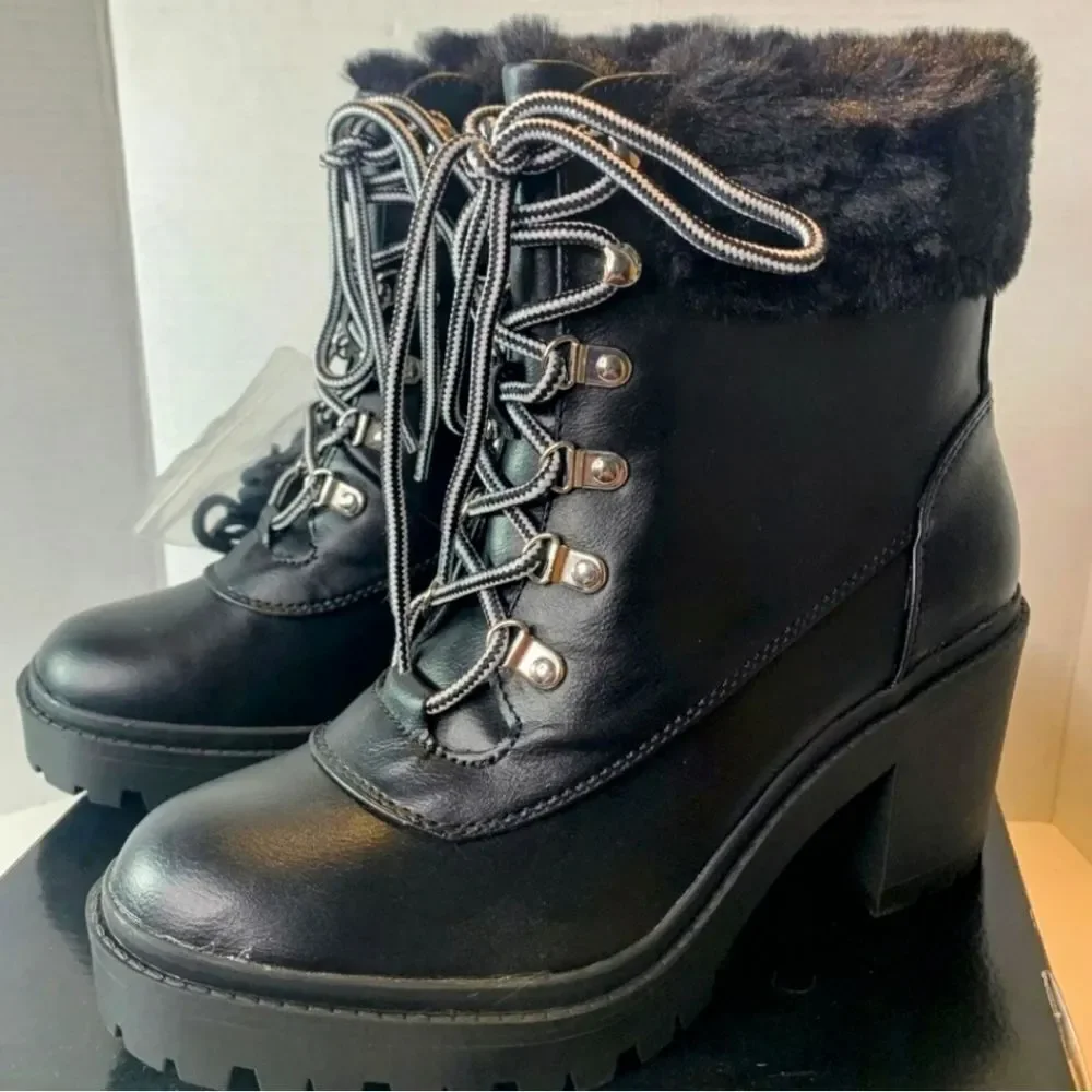 TORRID Extra wide black warm fur chunky winter Bootie (WW) 9.5 W NEW IN BOX